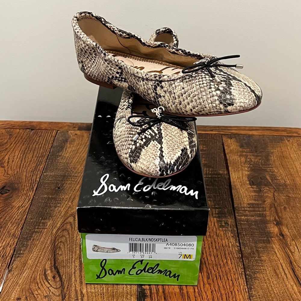 New w/ box! Sam Edelman Felicia Snakeskin ballet flats Size 7